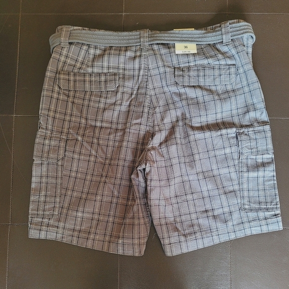 DENVER Hayes - men's cargo shorts, dark grey checked pattern, NWT, size 36 - Picture 2 of 4